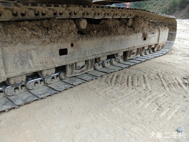卡特彼勒 320C 挖掘机